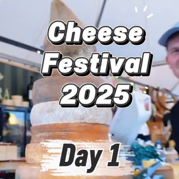 Käseturm der Fromagerie Geiß beim Cheese Festival 2025